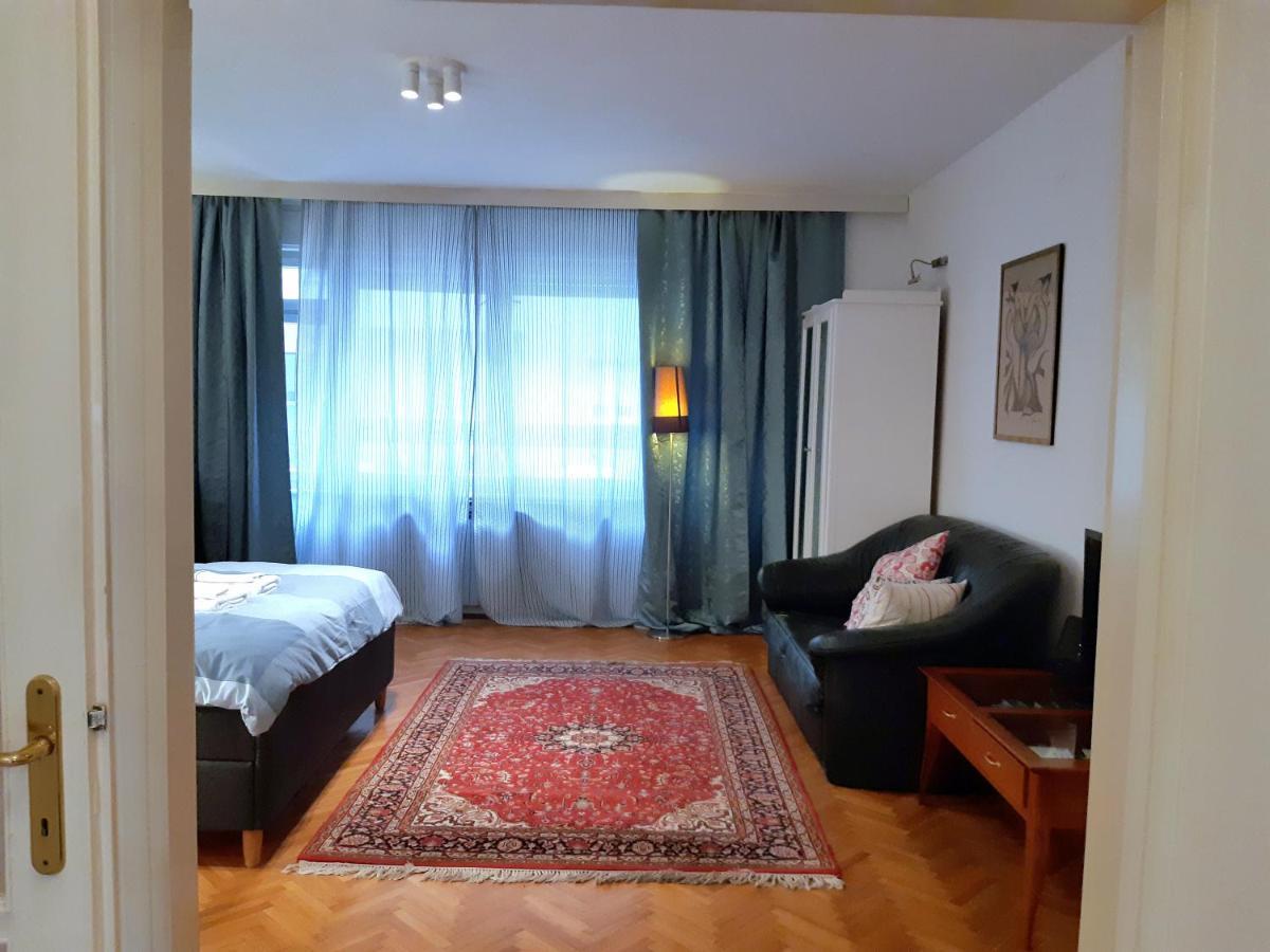 My Miracle Apartment Zagreb Bagian luar foto
