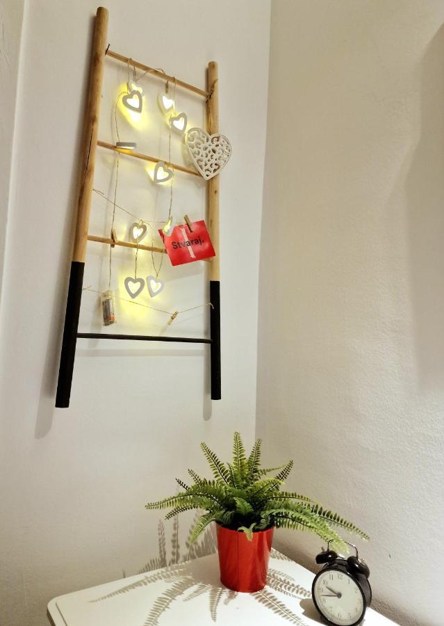 My Miracle Apartment Zagreb Bagian luar foto