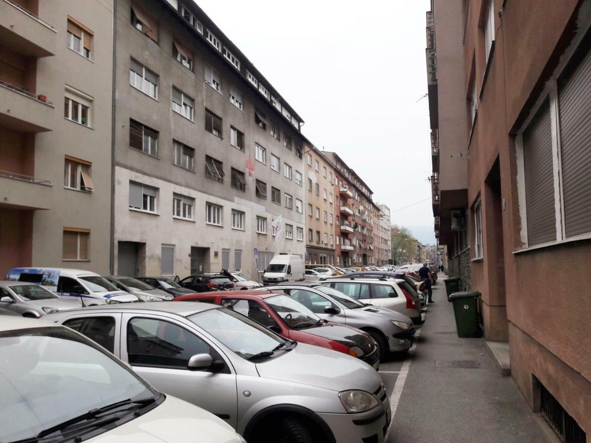 My Miracle Apartment Zagreb Bagian luar foto